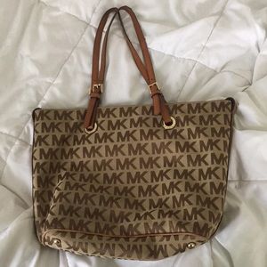 Micheal Kors bag